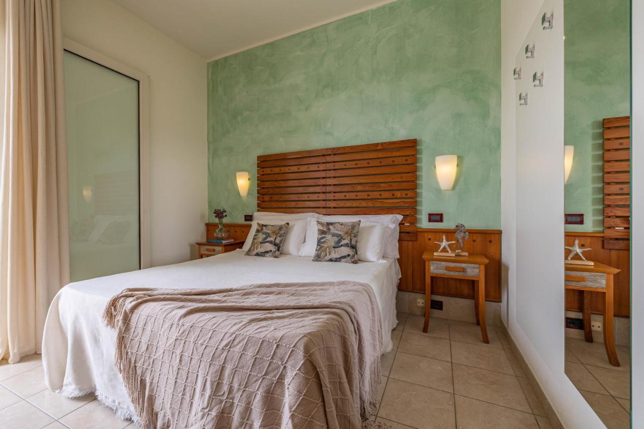 Hotel Smeraldo Cesena Bagian luar foto
